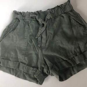Aerie tie front flowy shorts